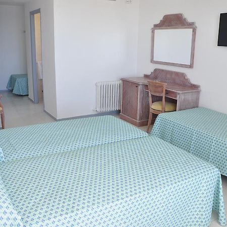 Hotel Neptuno Ibiza stad Exteriör bild