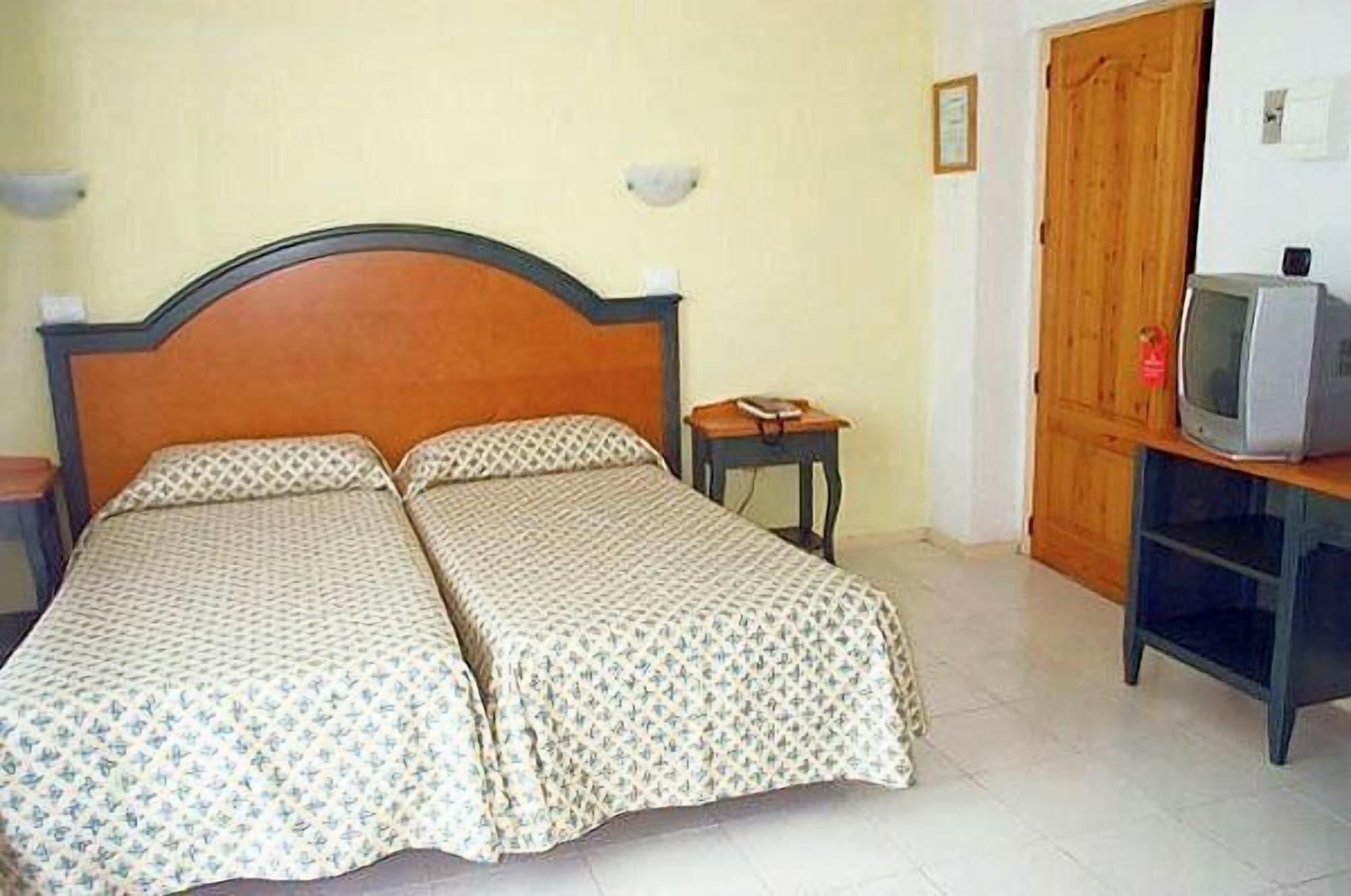 Hotel Neptuno Ibiza stad Exteriör bild