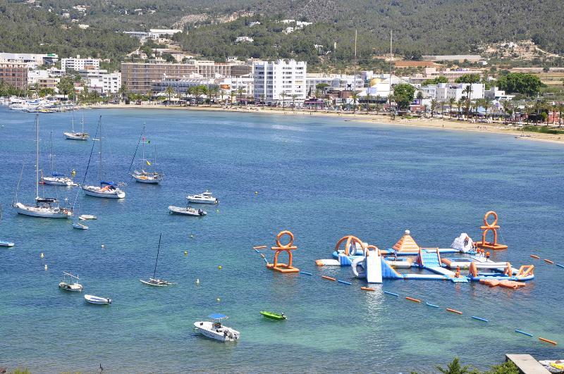 Hotel Neptuno Ibiza stad Exteriör bild