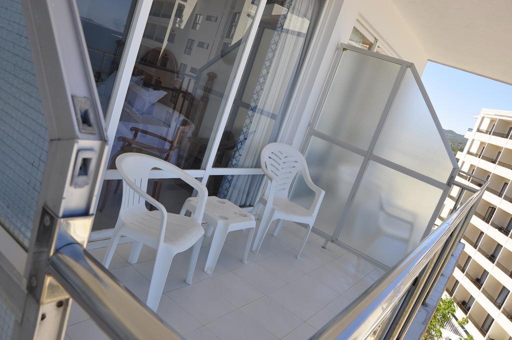 Hotel Neptuno Ibiza stad Exteriör bild
